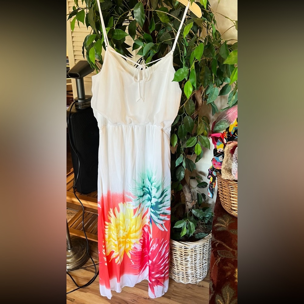 Bisou Bisou White Maxi Dress with Red and Yellow Floral Design